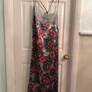 Amoureuse Peignoir Set (Robe and Gown), Gray & Pink  Size: 32